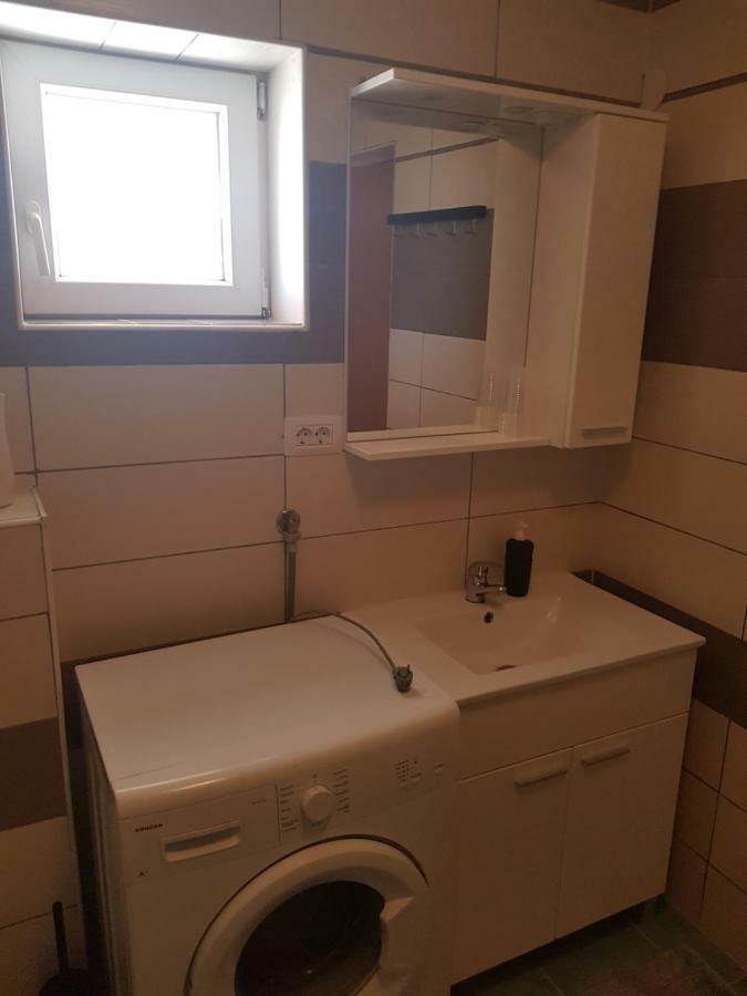 Apartmani Andrej Udbina Dış mekan fotoğraf