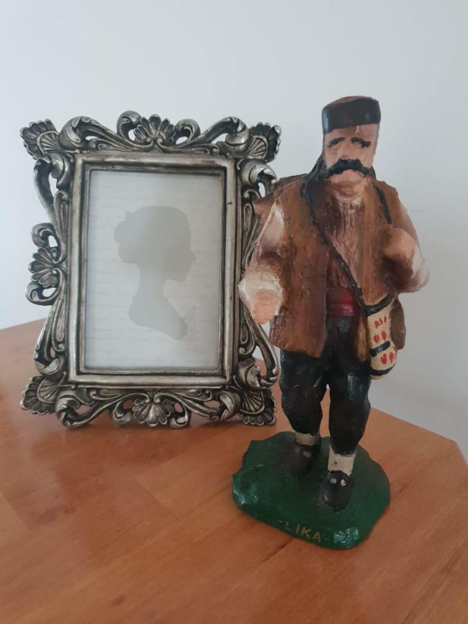Apartmani Andrej Udbina Dış mekan fotoğraf